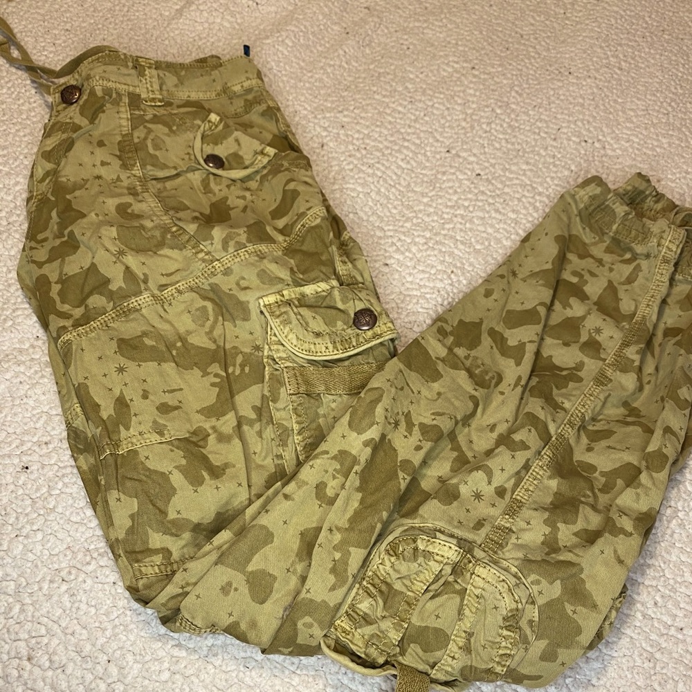 Dayidala camo cargo pants size 30
